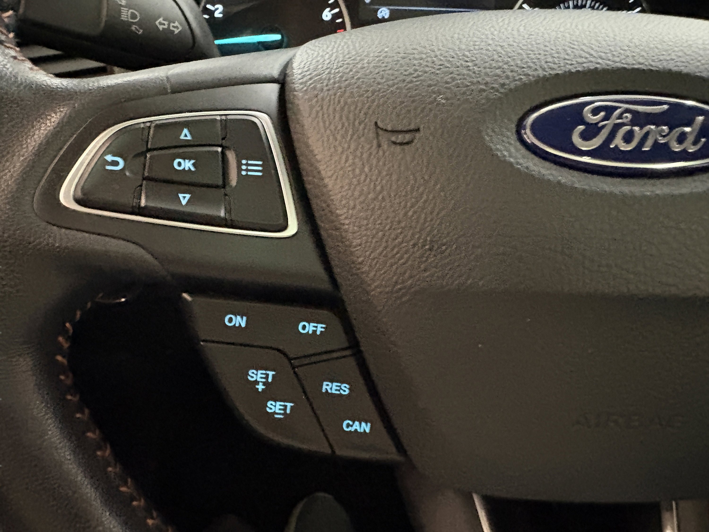 Used 2021 Ford EcoSport SE w/ SE Appearance Package FWD image 28
