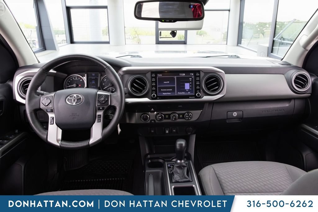 Used 2020 Toyota Tacoma SR5 AWD/4WD image 4