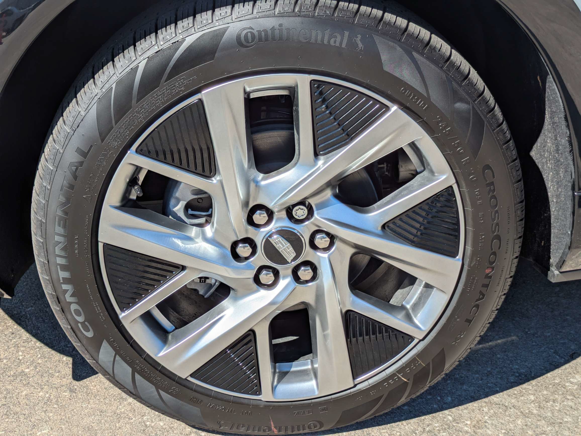 New 2027 Cadillac Optiq Premium Luxury RWD image 32