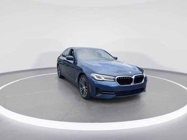 Used 2022 BMW 540i w/ Premium Package RWD image 2