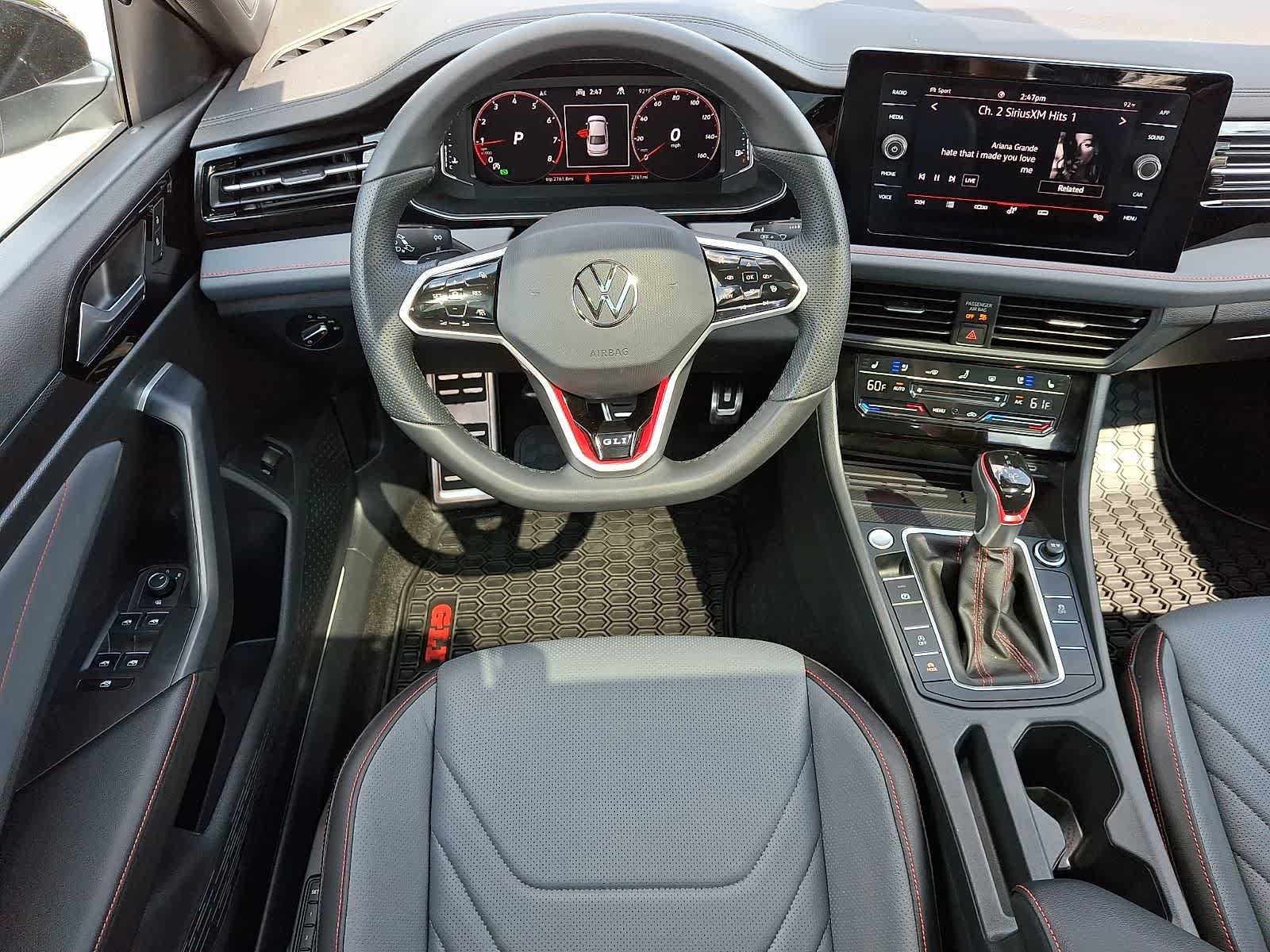 Used 2025 Volkswagen Jetta GLI Autobahn FWD image 12