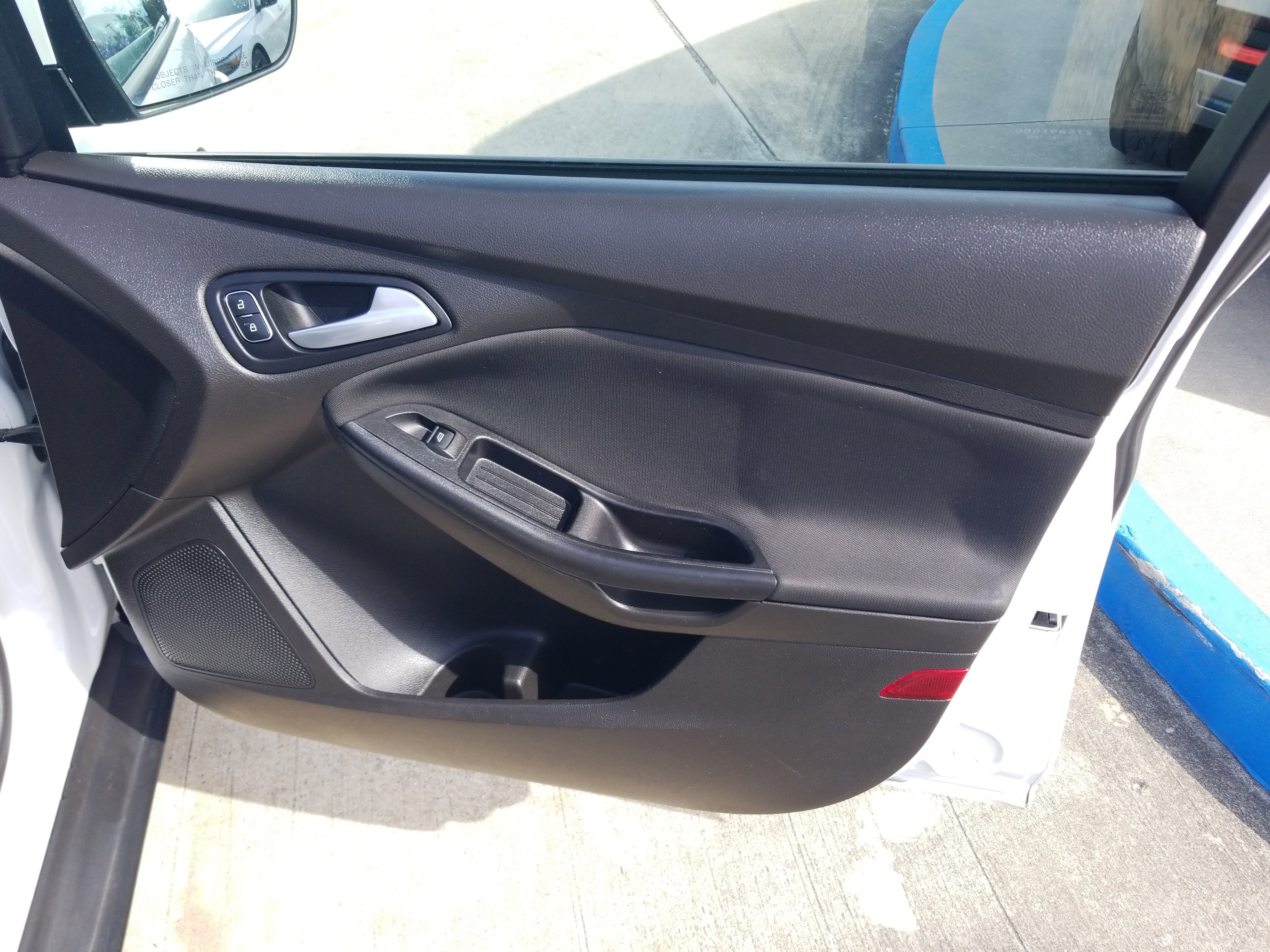 Used 2016 Ford Focus SE image 16