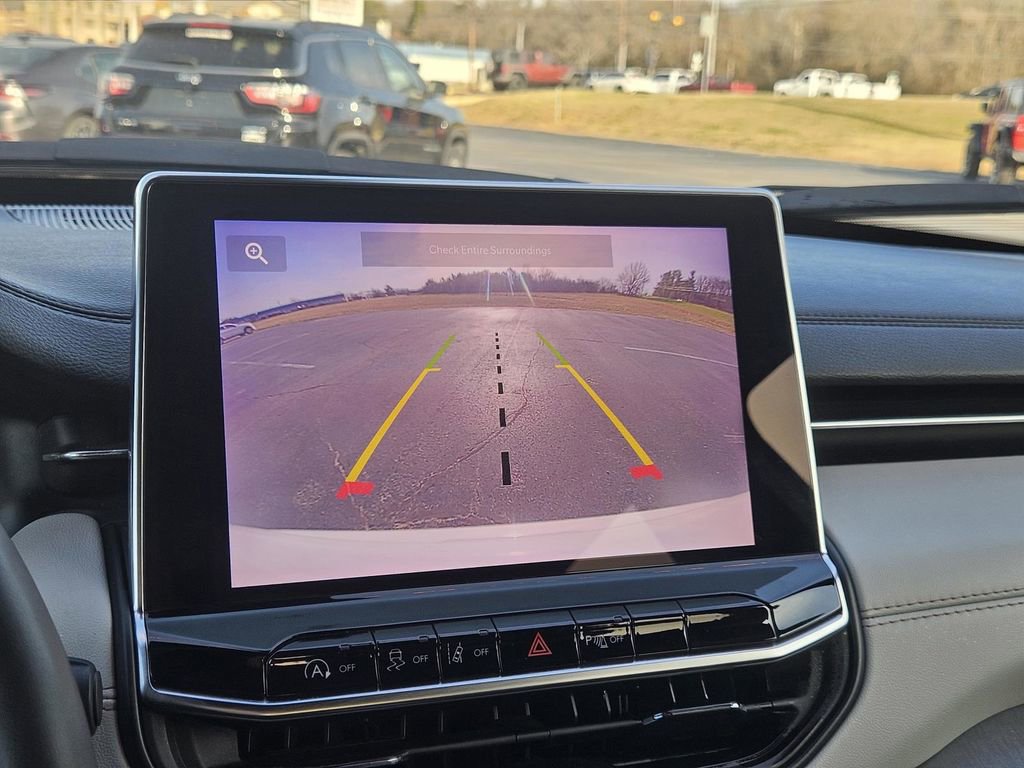 Used 2024 Jeep Compass Limited image 19