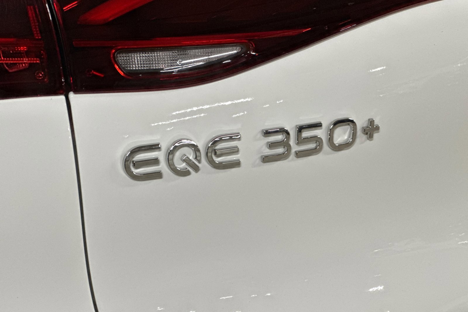 New 2025 Mercedes-Benz EQE 350+ SUV image 19