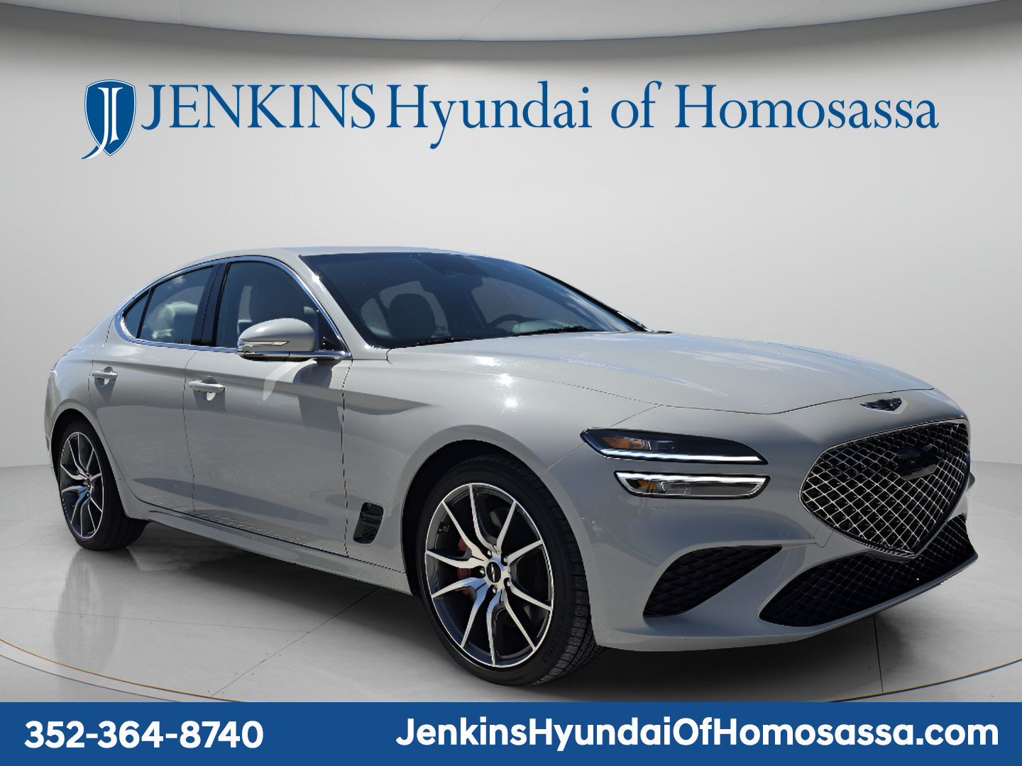 Used 2025 Genesis G70 2.5T RWD image 12