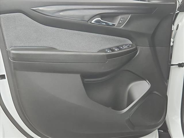 Used 2024 Chevrolet TrailBlazer LT w/ LT Cold Weather Package FWD image 10