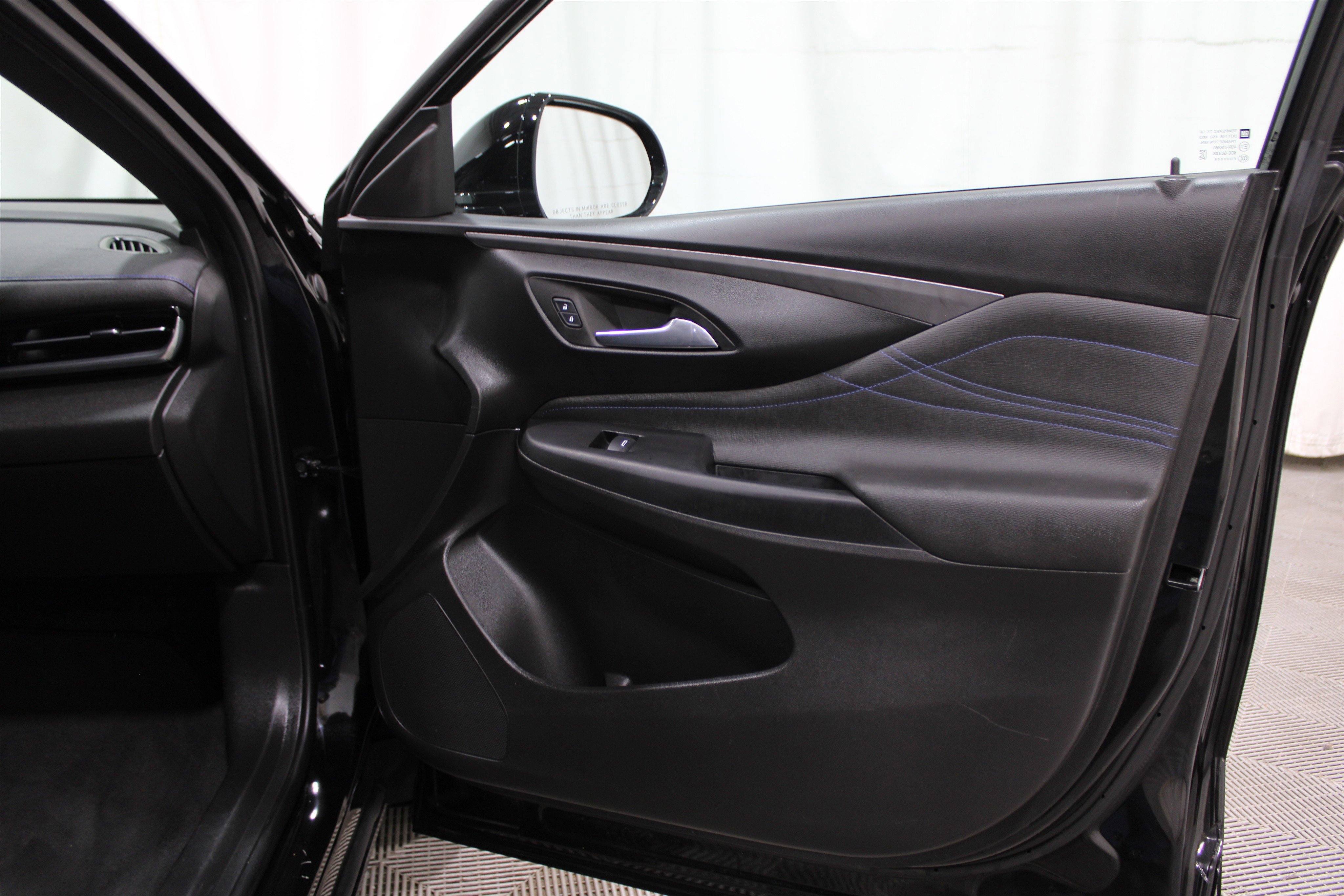 Used 2024 Buick Envista Sport Touring w/ Convenience I Package image 28