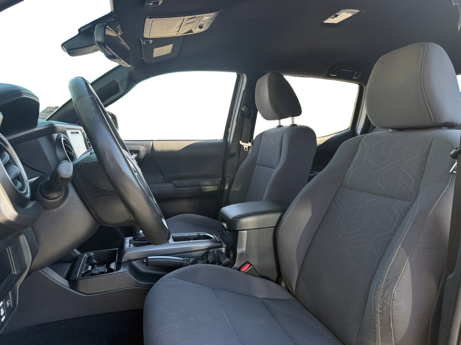 Used 2019 Toyota Tacoma TRD Off-Road image 9