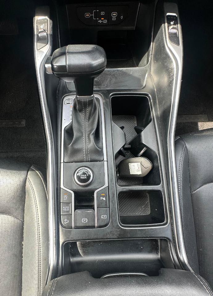 Used 2024 Kia Sorento S FWD image 15