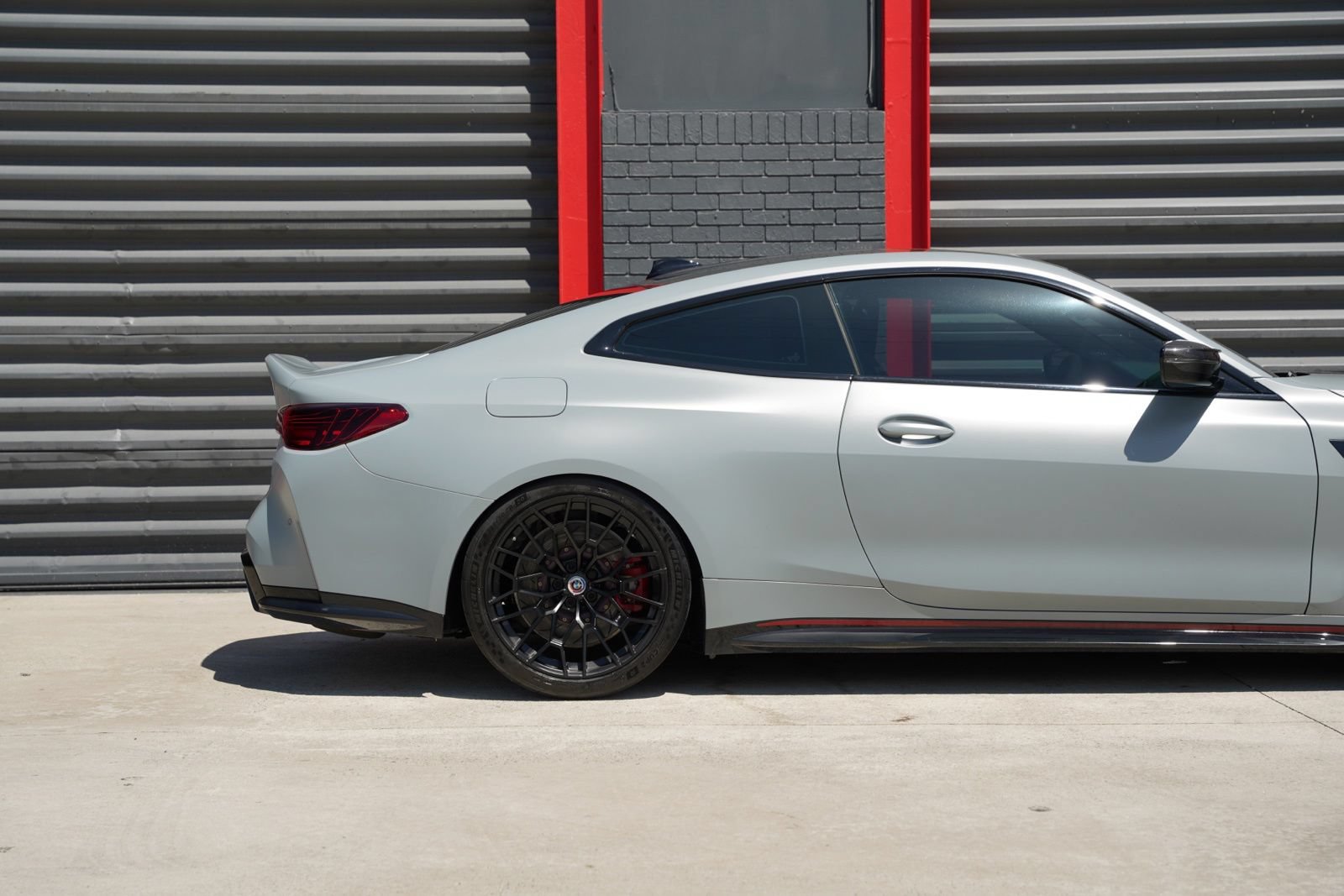 Used 2023 BMW M4 CSL RWD image 5