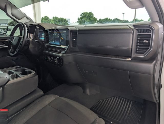 Used 2023 Chevrolet Silverado 1500 RST w/ Z71 Off-Road Package AWD/4WD image 23