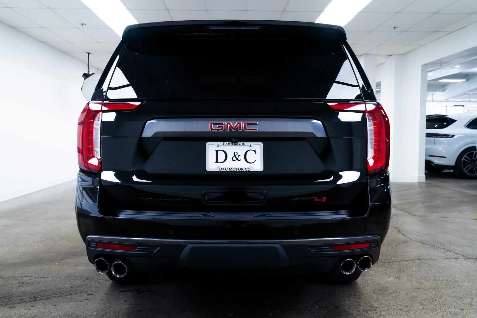 Used 2023 GMC Yukon XL AT4 w/ LPO, Floor Liner Package image 5