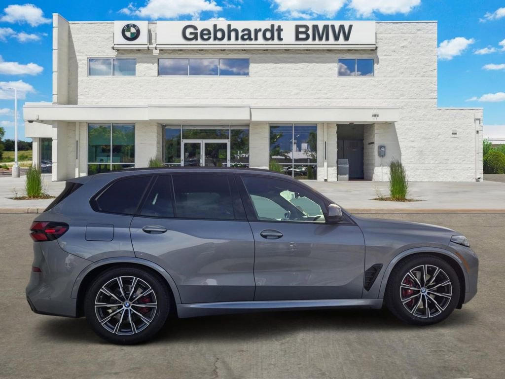 New 2026 BMW X5 xDrive40i w/ Executive Package image 4