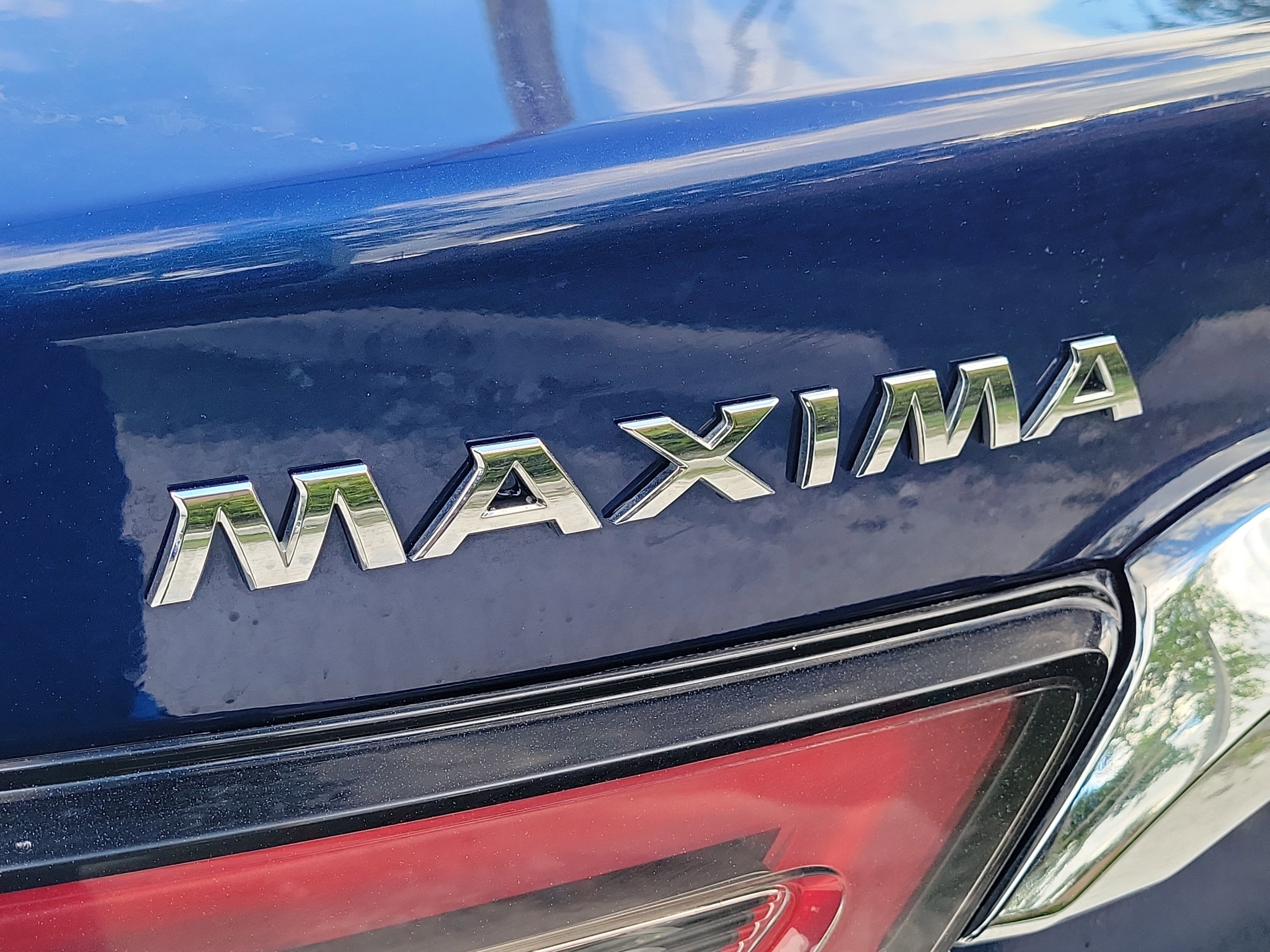 Used 2023 Nissan Maxima SV w/ Floor Mat Group FWD image 7