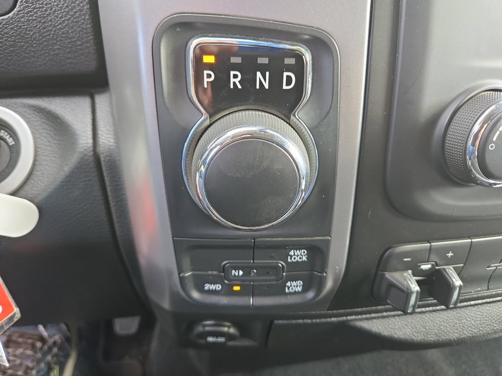 Used 2022 RAM 1500 Classic SLT AWD/4WD image 22