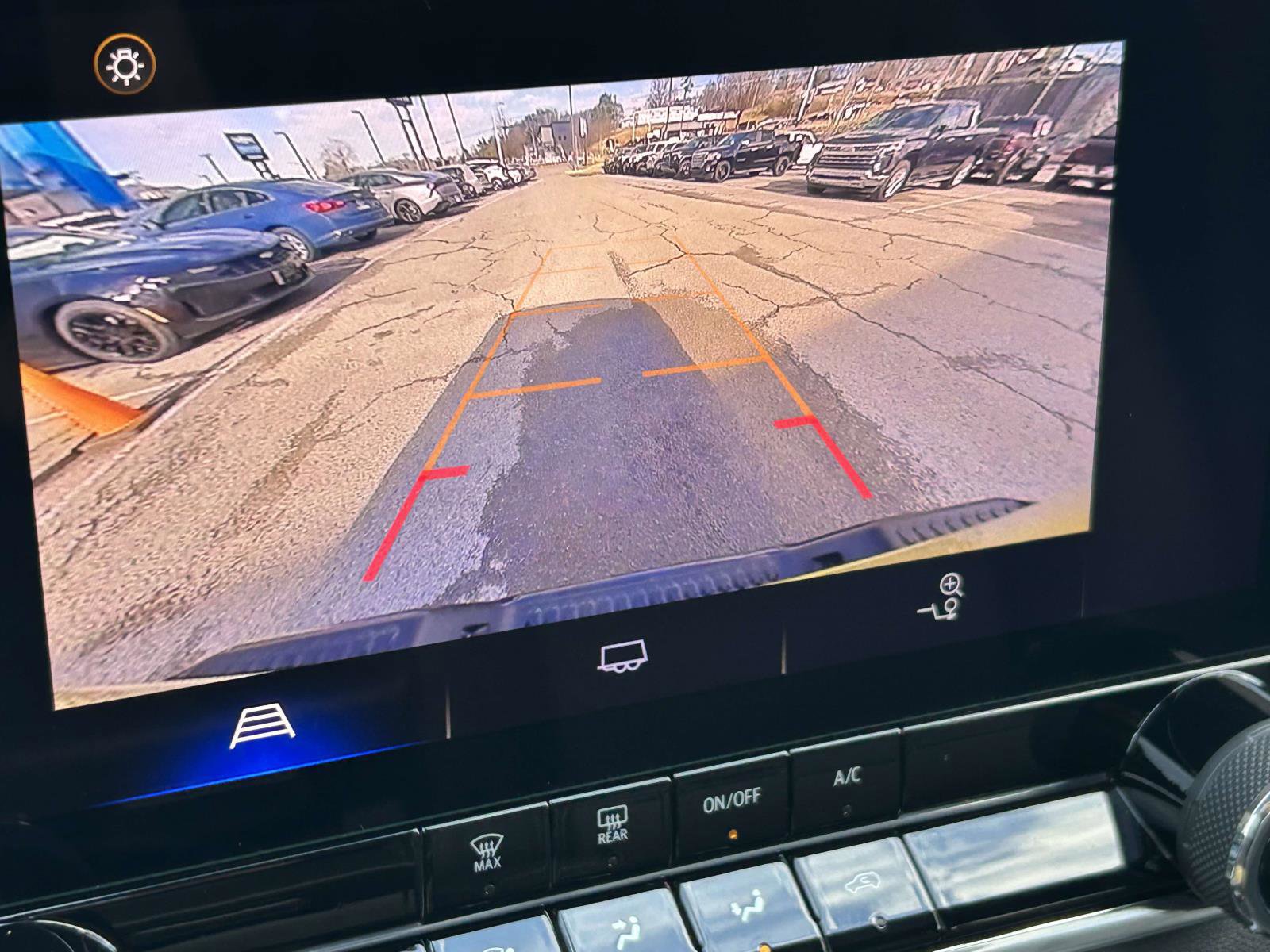 Used 2023 Chevrolet Colorado Trail Boss w/ Advanced Trailering Package image 25