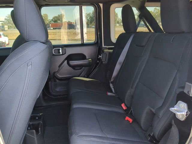 Used 2022 Jeep Wrangler Unlimited Sport image 15