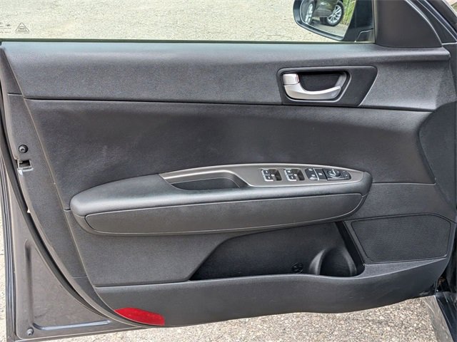 Used 2020 Kia Optima LX image 14