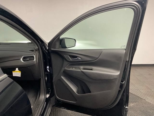Certified 2024 Chevrolet Equinox LT w/ LPO, Floor Liner Package FWD image 23