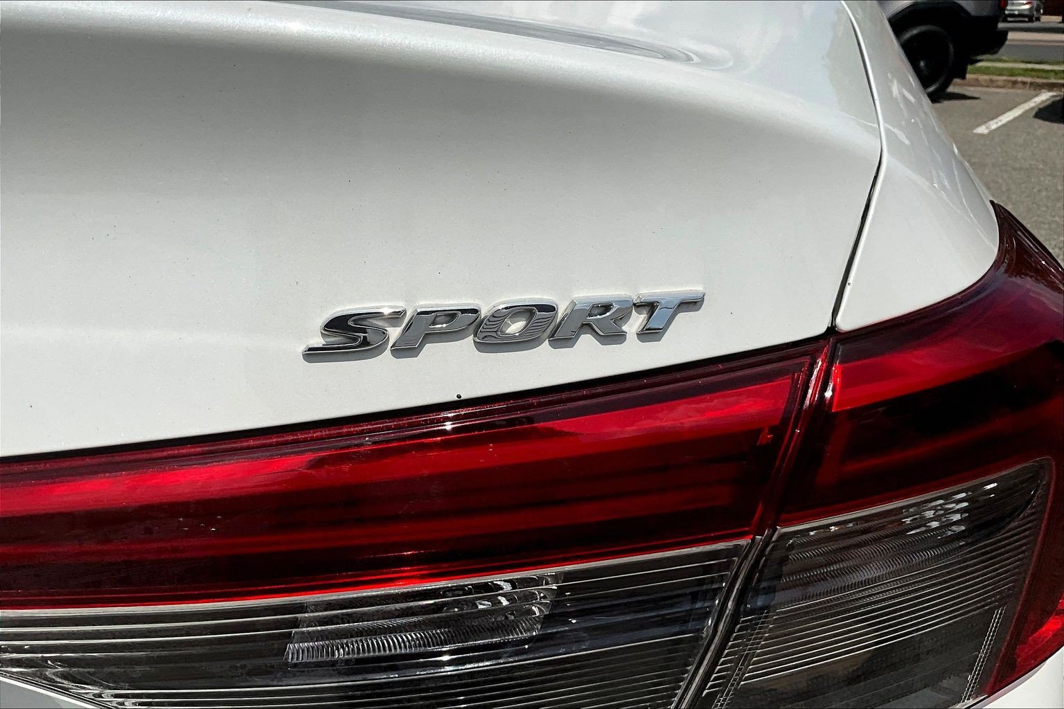 Used 2023 Honda Civic Sport image 31