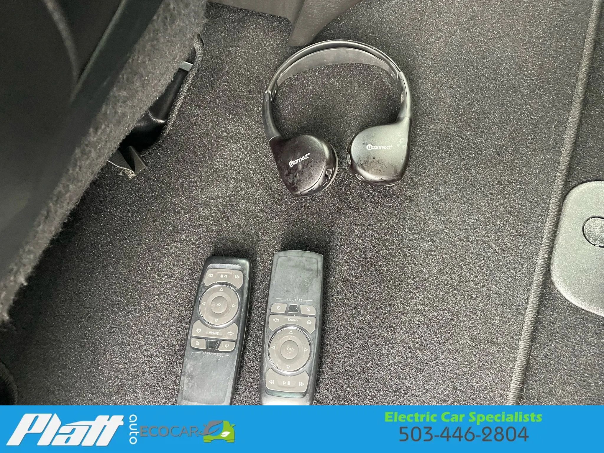 Used 2019 Chrysler Pacifica Limited w/ Advanced Safetytec Group image 48