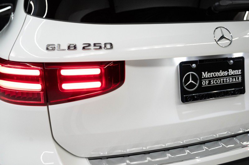 Certified 2026 Mercedes-Benz GLB 250 image 9