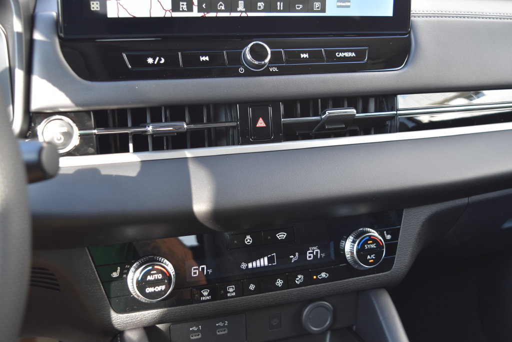 New 2026 Mitsubishi Outlander SE AWD/4WD image 16