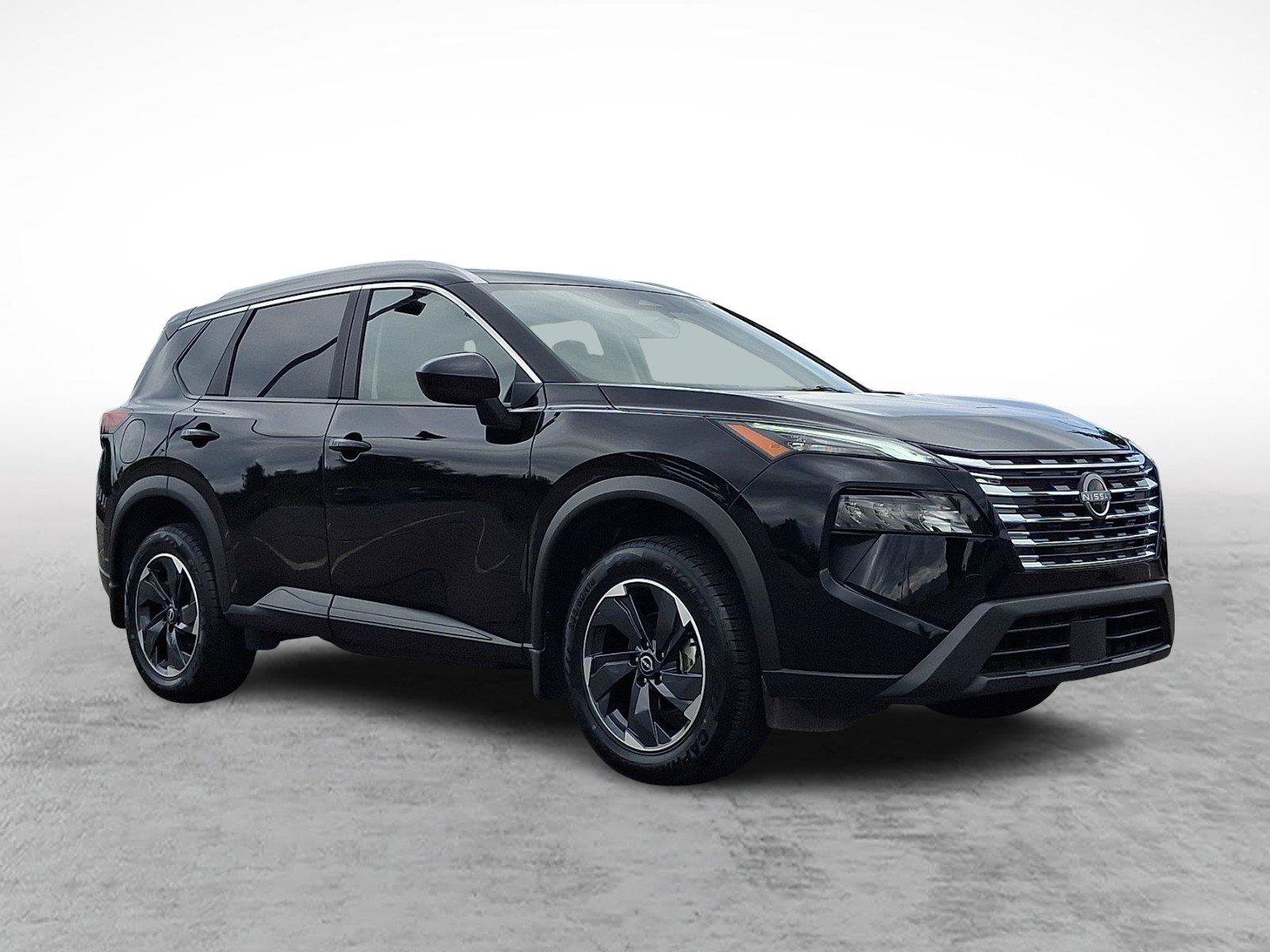 Used 2026 Nissan Rogue SV w/ SV Premium Package