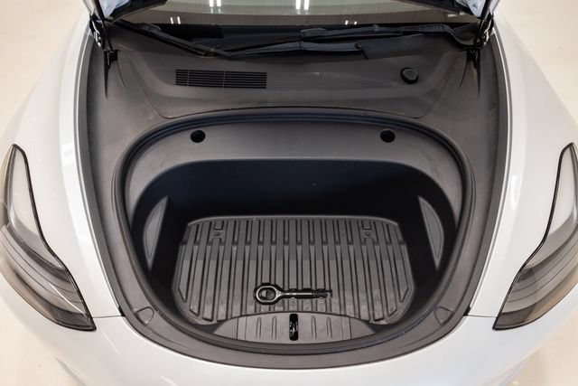 Used 2023 Tesla Model 3 Standard Range RWD image 3