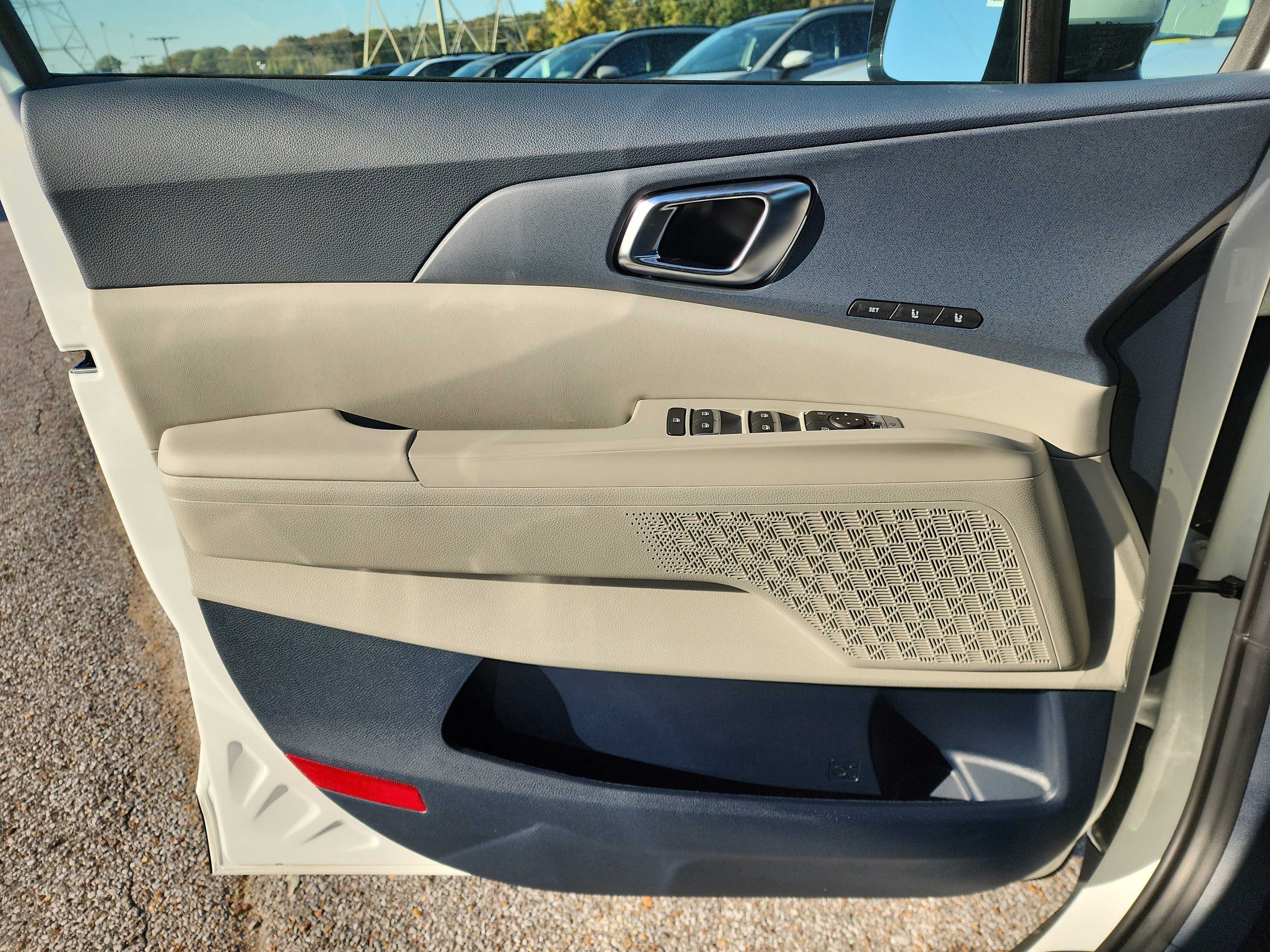 New 2026 Kia Carnival EX image 10