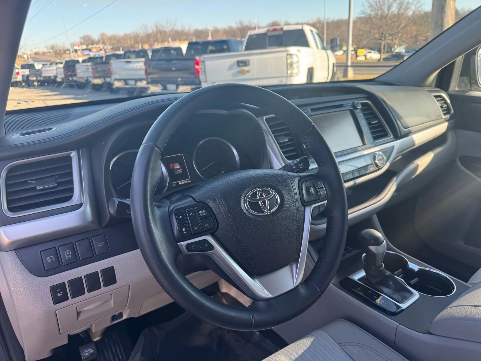 Used 2019 Toyota Highlander Plus image 16