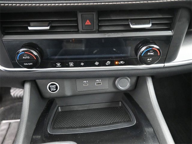 Certified 2023 Nissan Rogue SV image 4