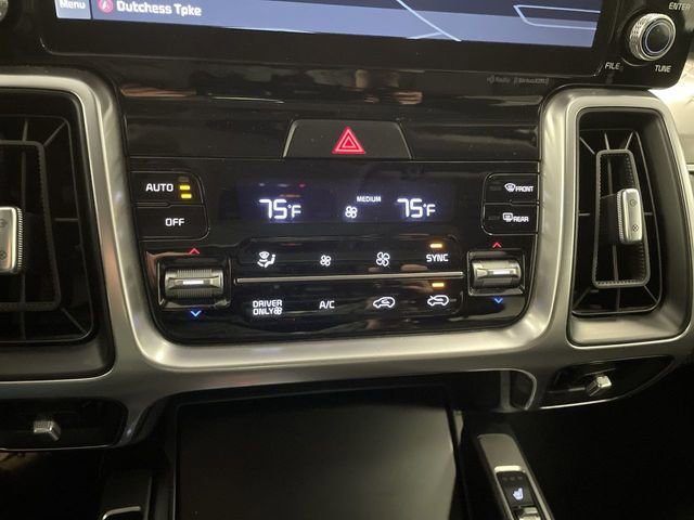 Used 2022 Kia Sorento EX w/ Panoramic Sunroof Package AWD/4WD image 19