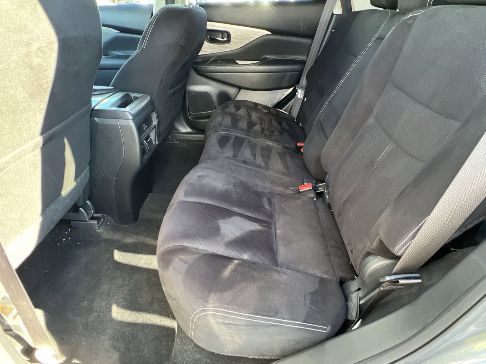 Used 2018 Nissan Murano SV w/ Premium Package image 22