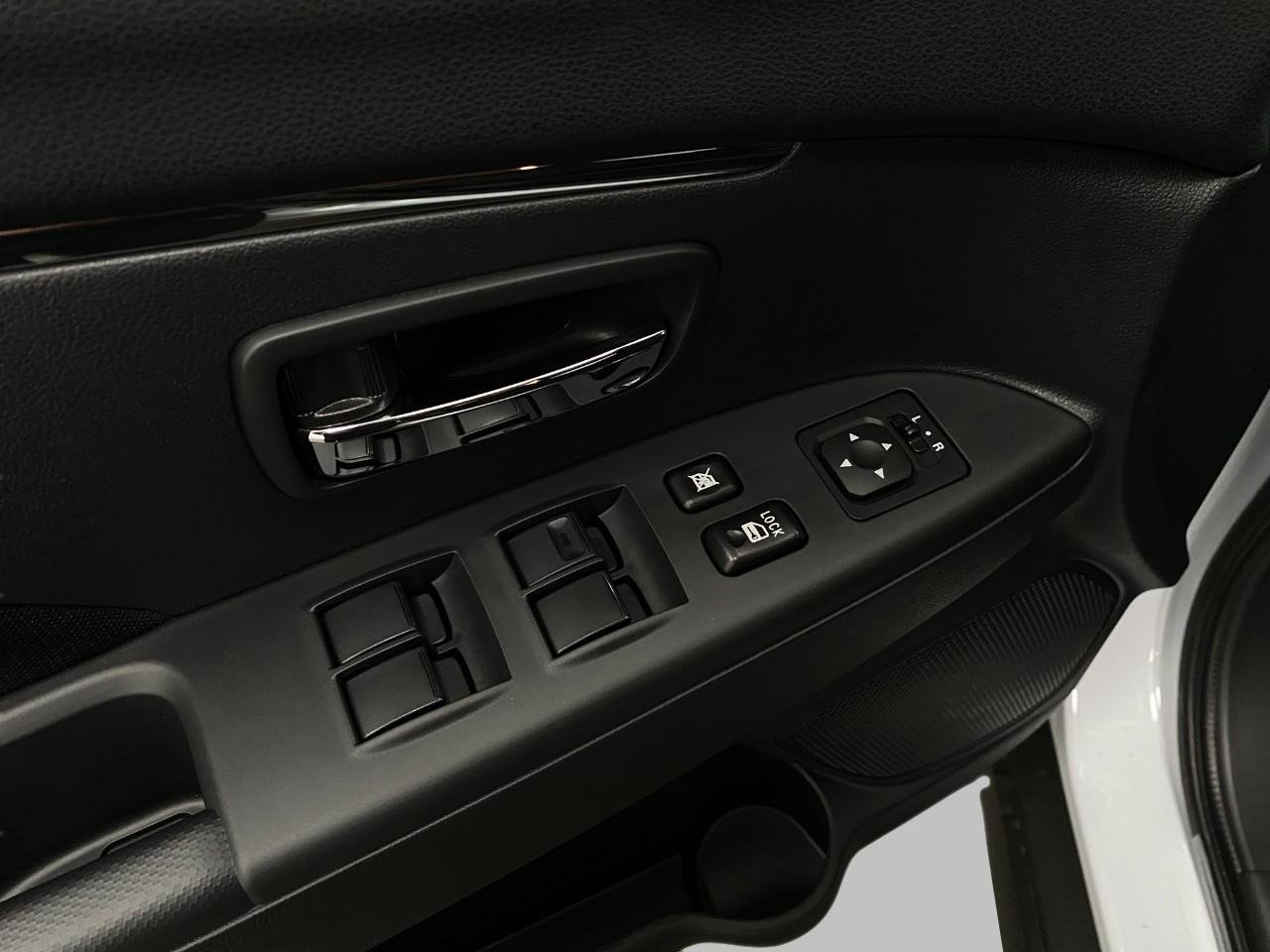 New 2026 Mitsubishi Outlander Sport LE AWD/4WD image 27
