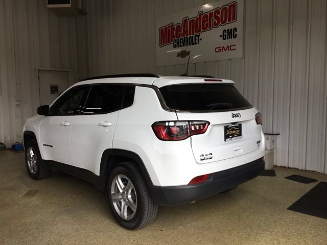 Used 2024 Jeep Compass Latitude AWD/4WD image 3
