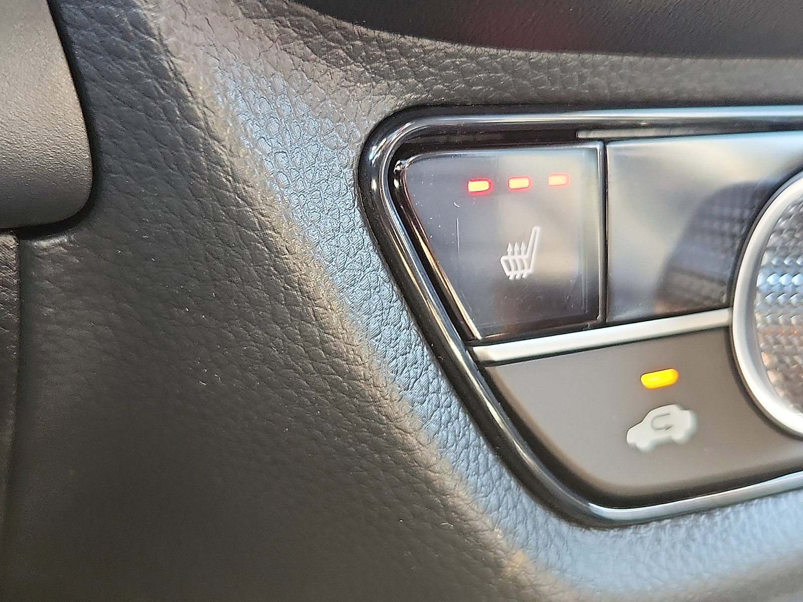New 2026 Honda HR-V EX-L image 16