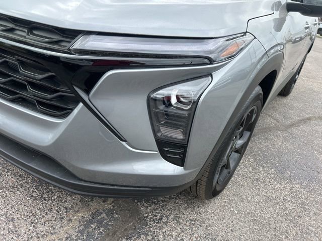 New 2026 Chevrolet Trax LT image 9