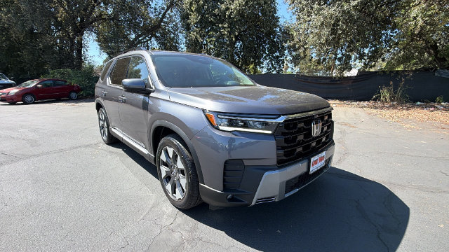 New 2026 Honda Pilot Elite image 2