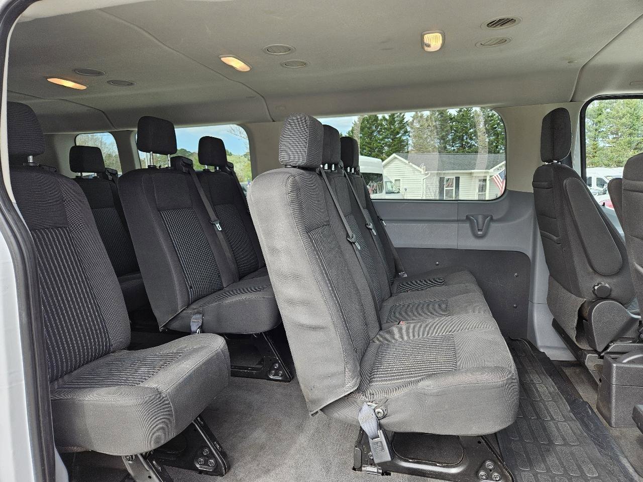 Used 2018 Ford Transit 350 XL image 19