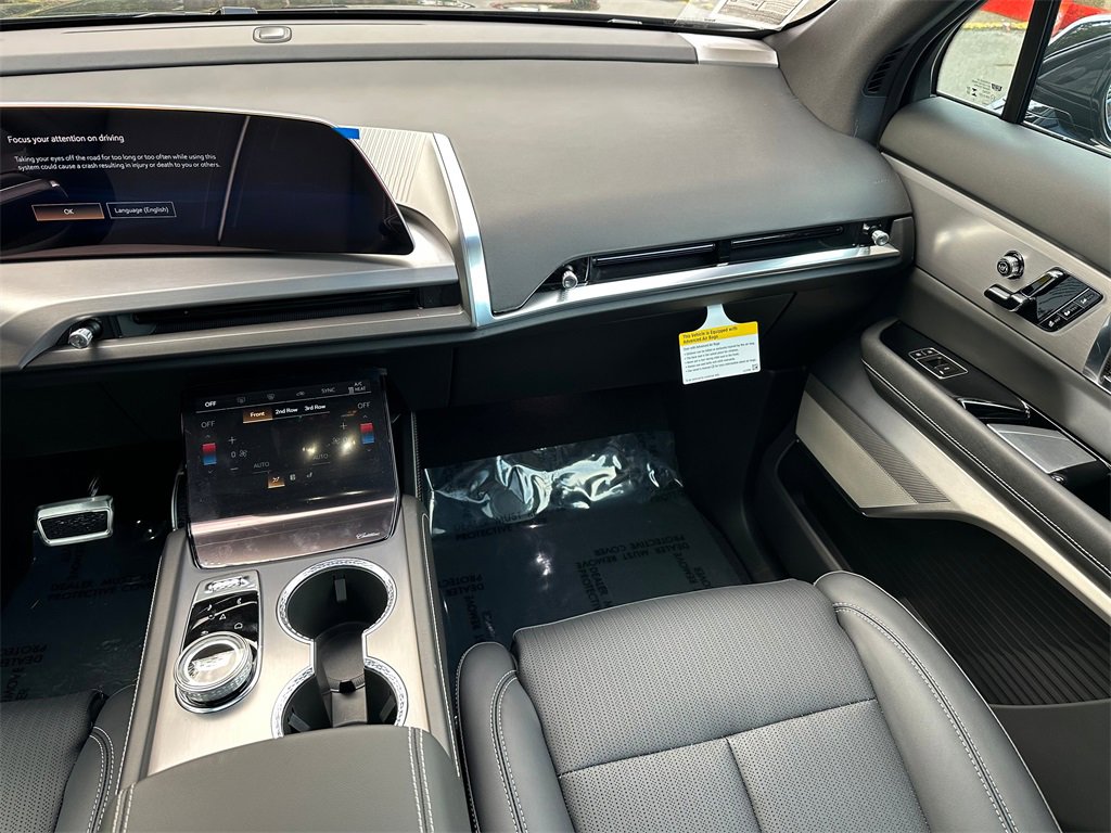 New 2026 Cadillac Vistiq Sport image 19