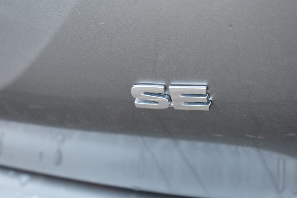 Used 2023 Mitsubishi Outlander SE image 18