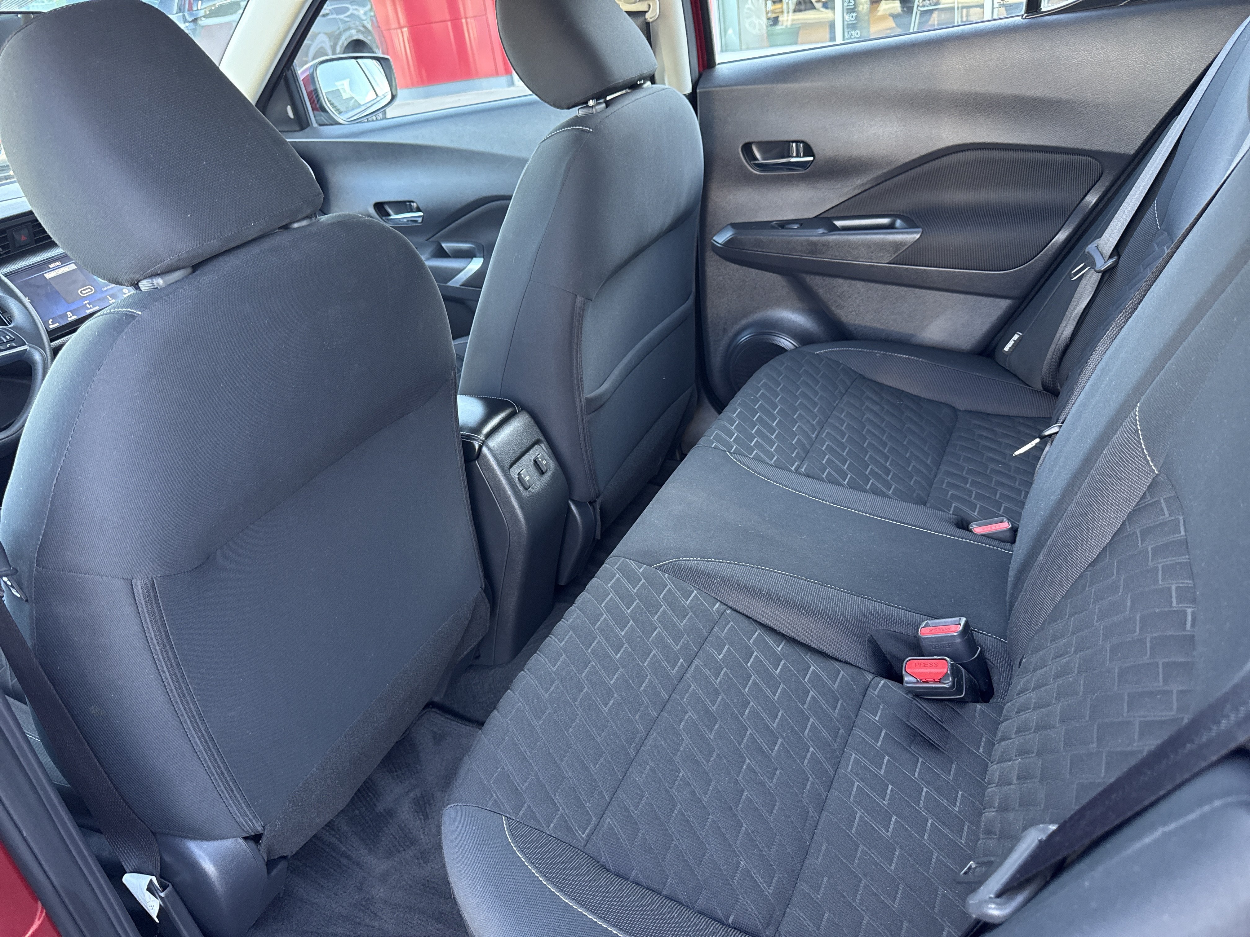 Used 2021 Nissan Kicks SV FWD image 8