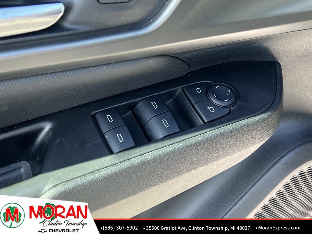 Certified 2025 Chevrolet Equinox EV LT w/ Comfort Package FWD image 17