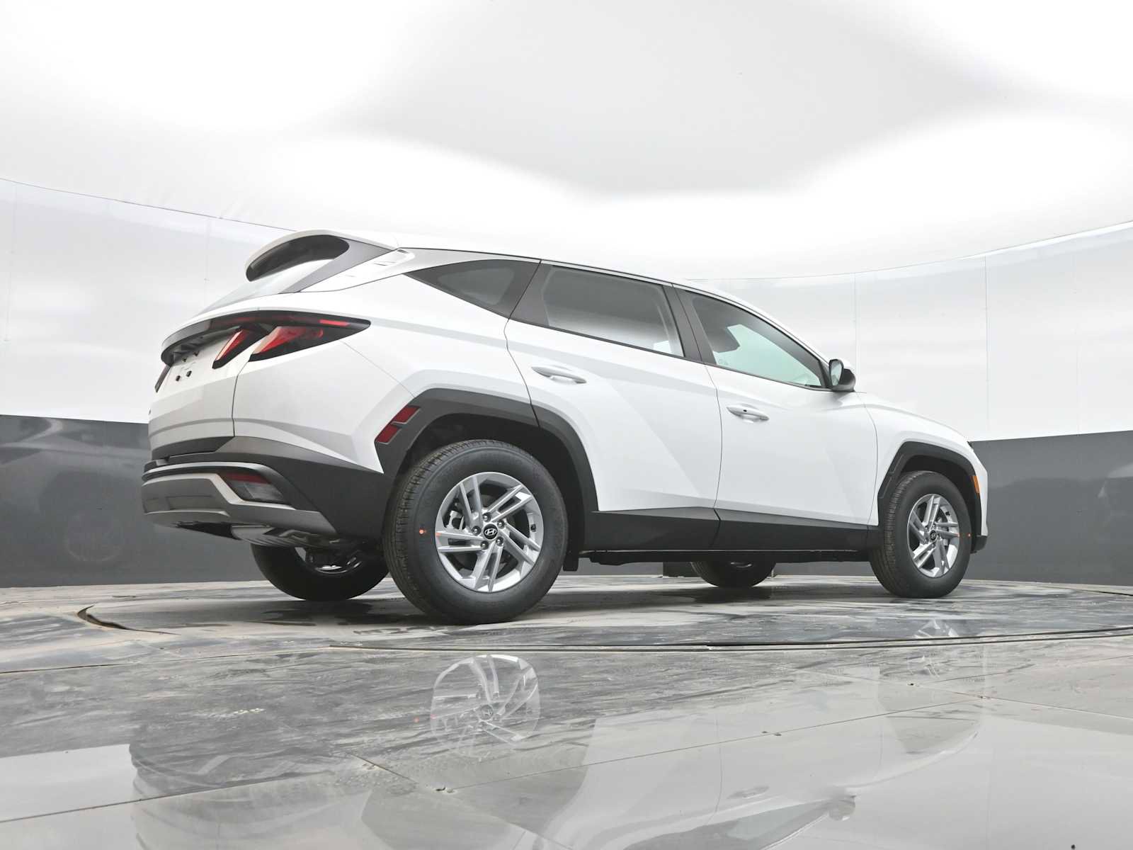 New 2026 Hyundai Tucson SE image 29