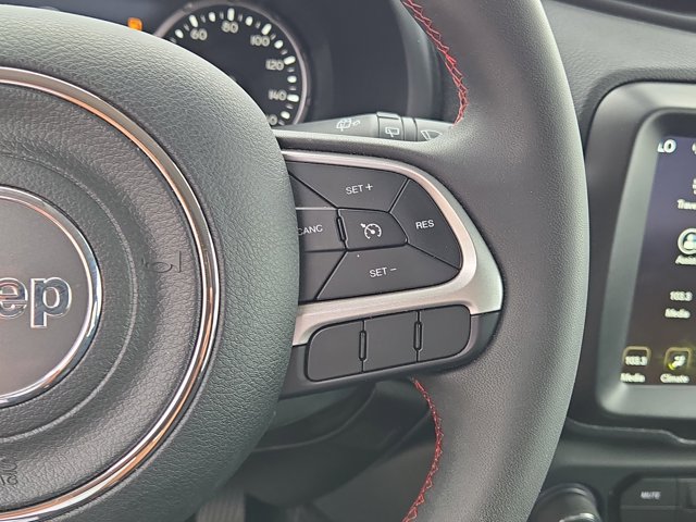 Used 2023 Jeep Renegade Trailhawk AWD/4WD image 24