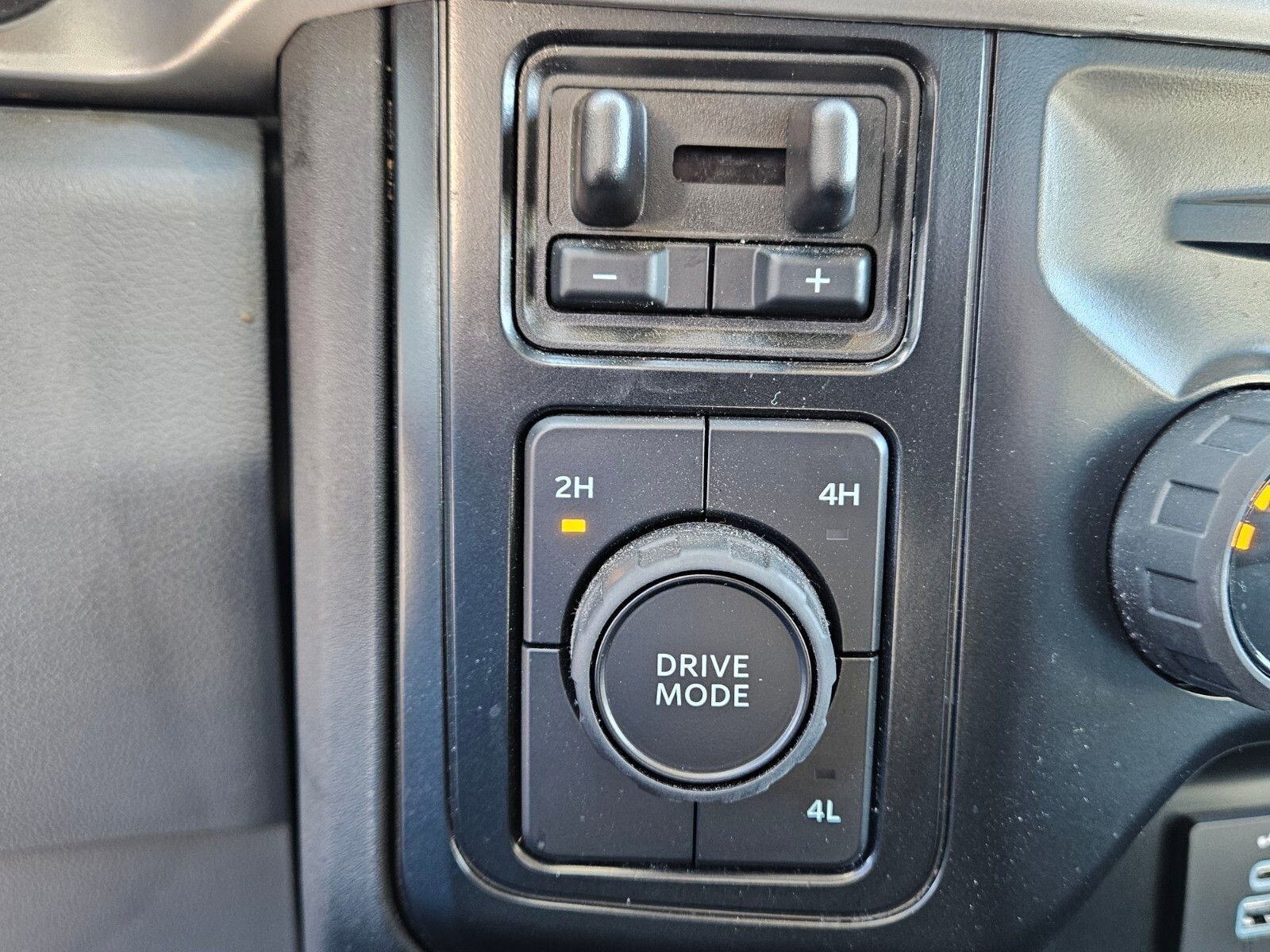 Used 2025 Ford F250 XLT image 21