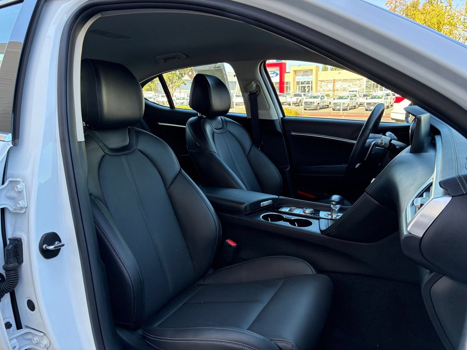 Used 2026 Genesis G70 2.5T RWD image 38