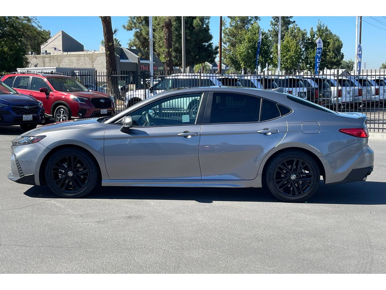 Used 2025 Toyota Camry SE w/ Multimedia Upgrade Package FWD image 3