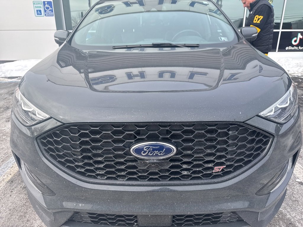 Used 2021 Ford Edge ST w/ Equipment Group 401A image 2